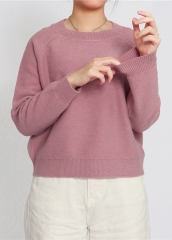 Wholesale Women Clothing Fashion Knitted Pullover Polyester Fiber Loose Women′s Round Neck Long Sleeved Sweater