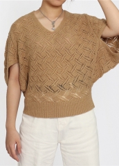 New Design Loose Hollowed out Pure Color Half Sleeve Casual Women′s Sweater